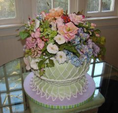 sugar flower basket, took two weeks to make all those flowers