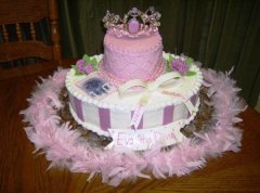 little pink "diva" cake
