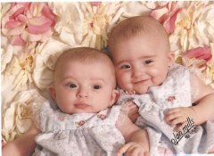 Sophia and Olivia-4months old