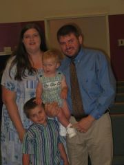 Family pic from 2006, gotta upload some new ones from the other computer