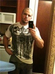 yet another mirror pic.