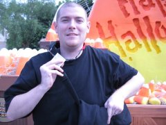Disneyland, 2007. 240 lbs.