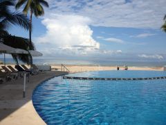 pool view of ocean