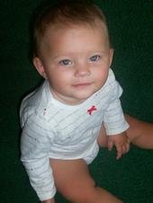look at those eyes!!