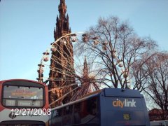 scotts moument and the gaint feris wheel