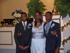 chilling with nephews 12/25/2009