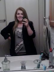 Apparently bathroom pics are all the rage....