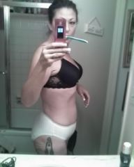 165...there is a pic posted of me on here...same pose...1 at 212...1 at 181
