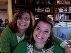 Aww I just love this pic of my mom (who btw is 5'0 and 125lbs at her heaviest) and me.  And I love that I somehow don't have a double chin in it!