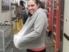 ok so this hoody is a 3x juicy hoody. I couldn't fit into it when I was at my biggiest. LOOK AT ME NOW!!!! 201 lbs