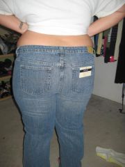 12 19 09
Got into an old pair of Tommy Hilfiger 18's (I'm convinced their jeans 5 yrs ago were sized different)