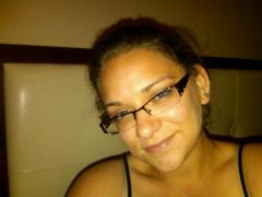 March '10
The last 10 lbs lost has really changed the shape of my face, neck, and shoulders a ton! It's very noticeable now!