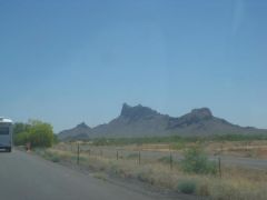 05 08 10
Hiking Picacho Peak