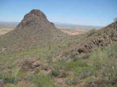 05 08 10
Hiking Picacho Peak