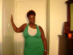 last time I had this dress on I had a huge tire around my waist. yaaaaaa its much smaller now. down 50lbs
