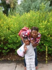 At Jacksonville Zoo w/ my kids 7-09
