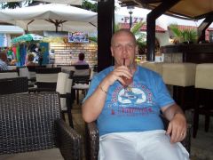 Bulgaria 2008, Doing what we all do on holiday, not helping matters !