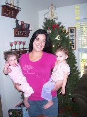 WOW..my face looks huge! But anyways me and my baby girls~!