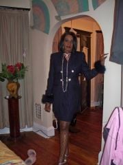 GETTING READY TO BRING IN 2010