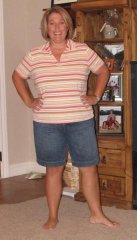 I have a waist!!!!!! not the waist I want...but am getting there.  Size 16 shorts that are getting loose.....woohoo.  Size 14 I can feel ya!
