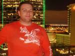 September 2009
Weight starting to creep back on.. 290 lbs