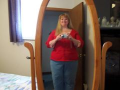 4 weeks post-op
38.1 lbs down
Down 2 pant sizes!!  Still have the family hips but working on them!