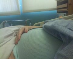 Baby bump 34 wks (2)