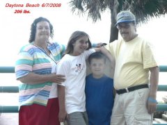 Family in Daytona Beach
June 2008
