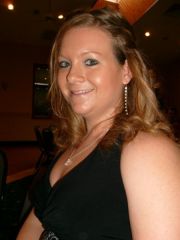 5 days after the surgery i had a wedding to go to.......i made it and i brought my own jello cup!!
