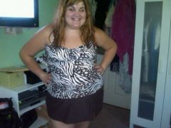 new suit...
size 16 top & size 22 bottoms!
hehe.