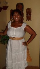 White Linen Bombshell in the City.
The dress was a great find at Le Avenue. The belt is a staple. The bag is FIERCE!

PS
The dress is still being sold at the Avenue. Kinda wishing I had bought the pink one too. Never mind the wrinkles, it is linen.