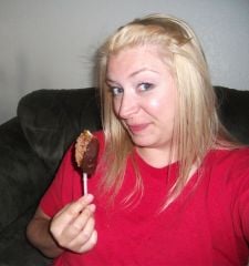 May got fruit from hubby instead of the choc. i us to get. But.. it was dipped. which wasn't too bad.. right? lol