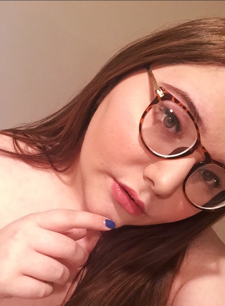 18 year old, looking for other young sleevers!