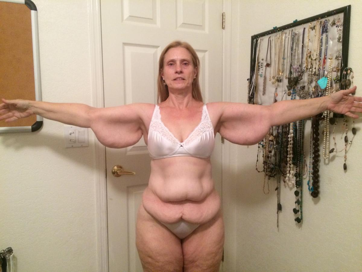 The date is set for arms and abs!