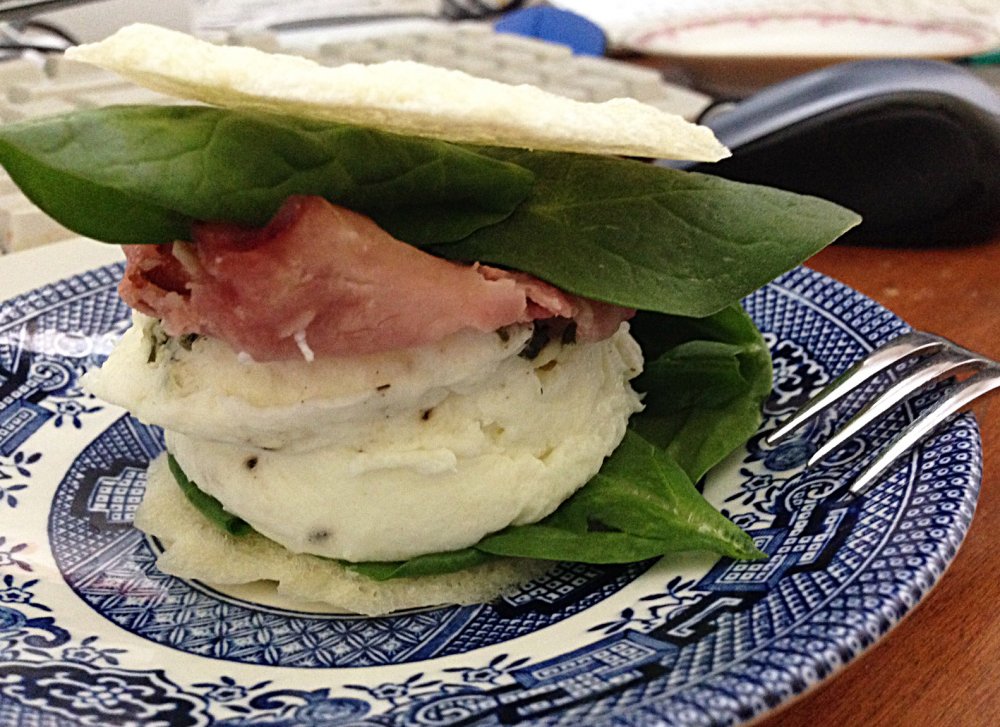 ham-egg-spin-cracker-sandwich-week6_web.thumb.jpg.595f5685174dc5053aef93be7d0fbce5.jpg