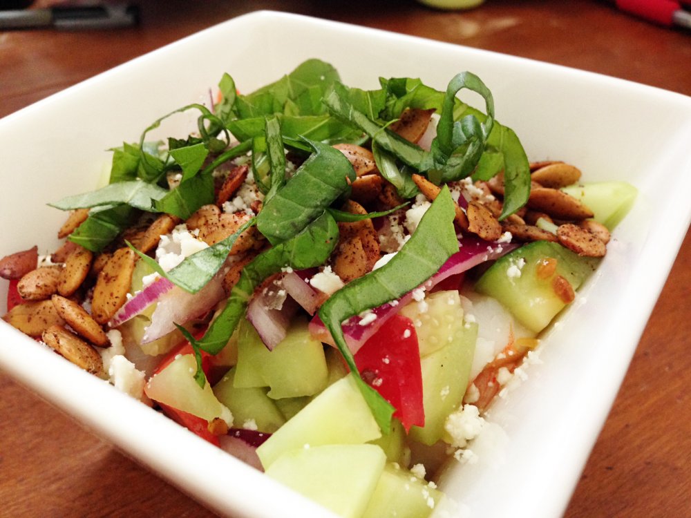 chopped-salad-shrimp_web.thumb.jpg.be42d2e6a9fa4182e1794925c2580c46.jpg