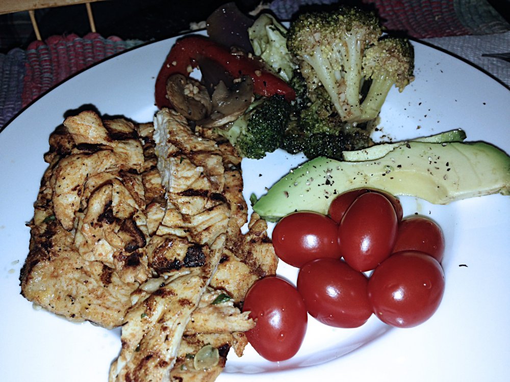 chickie-boob-brocc-avo-tom-91218_3642web.thumb.jpg.17737f935e9a149802dbe438b5620f0f.jpg