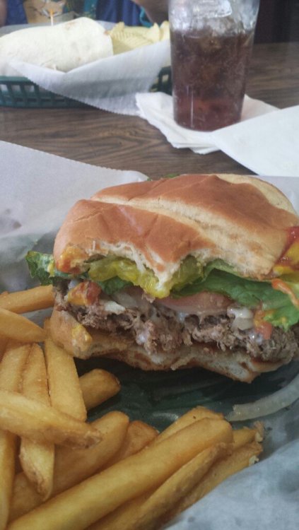 440665487_impossibleburger.thumb.jpg.b60f1bfb5c96e8eefd09af2438a4de64.jpg