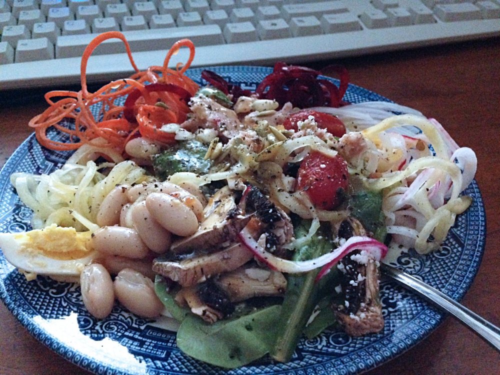 zoodle-salad-single-web_3686.thumb.jpg.1cc398aea7316499adcc950897ecdbee.jpg