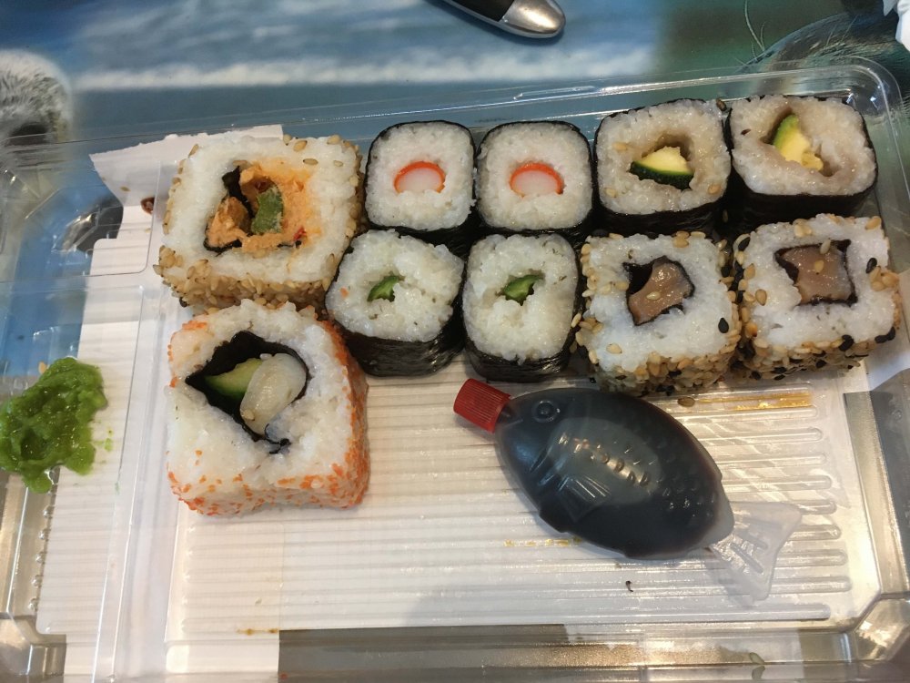 Sushi.jpg