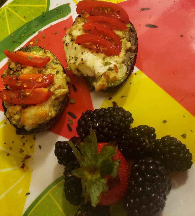 Stuffed Avocado.jpg