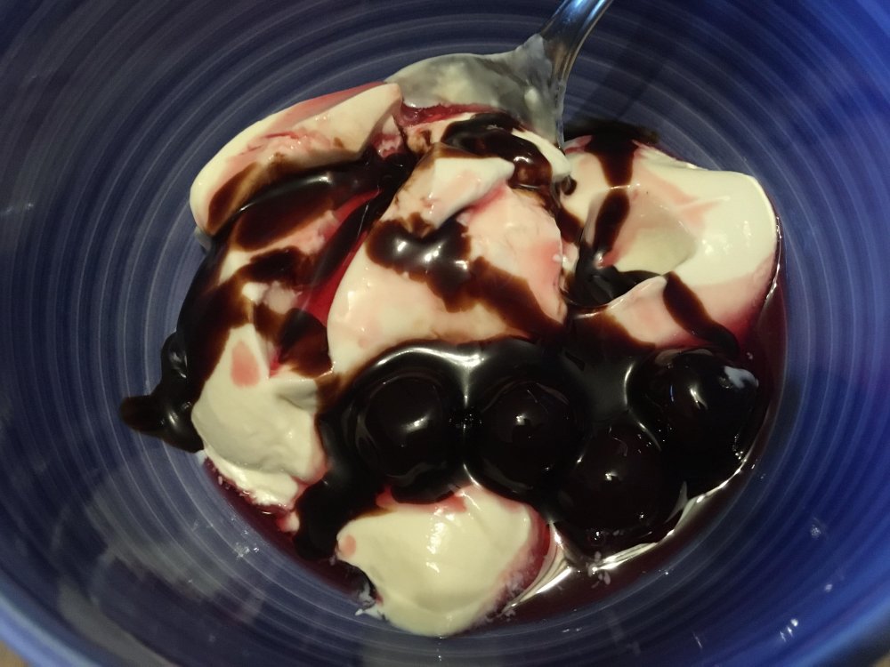 dessert.thumb.jpg.9abad92f759e829145cf8886adae98cd.jpg