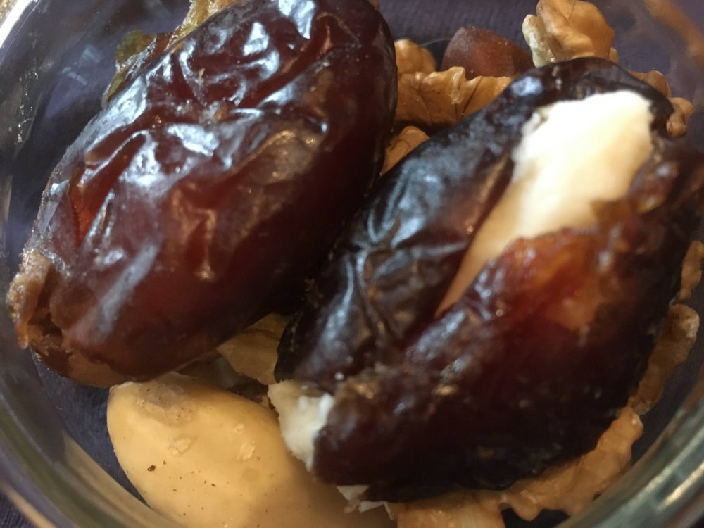 snack.thumb.jpg.8b1e014505454ce13d4276937e314714.jpg
