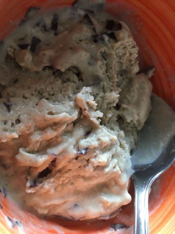 icecream.thumb.jpg.824fa31bc89319c543bc94f7075647ff.jpg