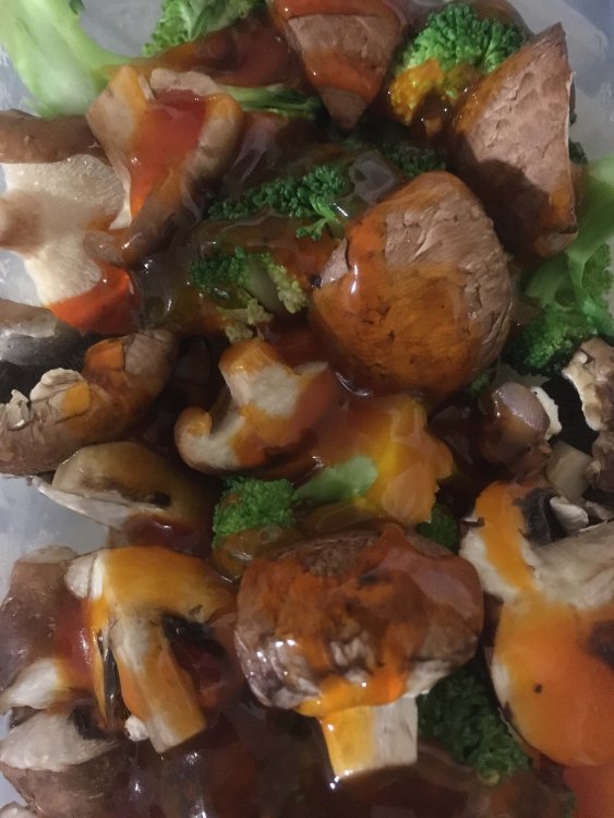 lunch.thumb.jpg.2fb87ec20e502bda0f53a70d4abda535.jpg