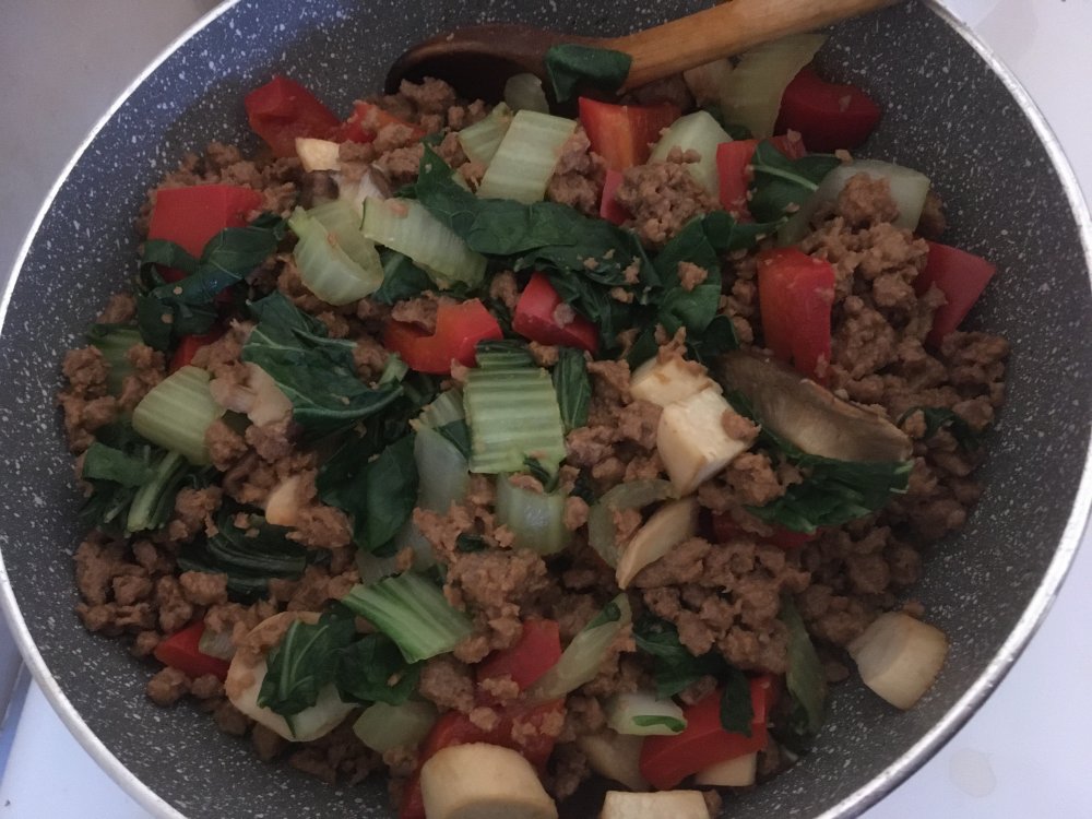 dinner.thumb.jpg.338c6da70637c0c18b2c0909a810ff70.jpg