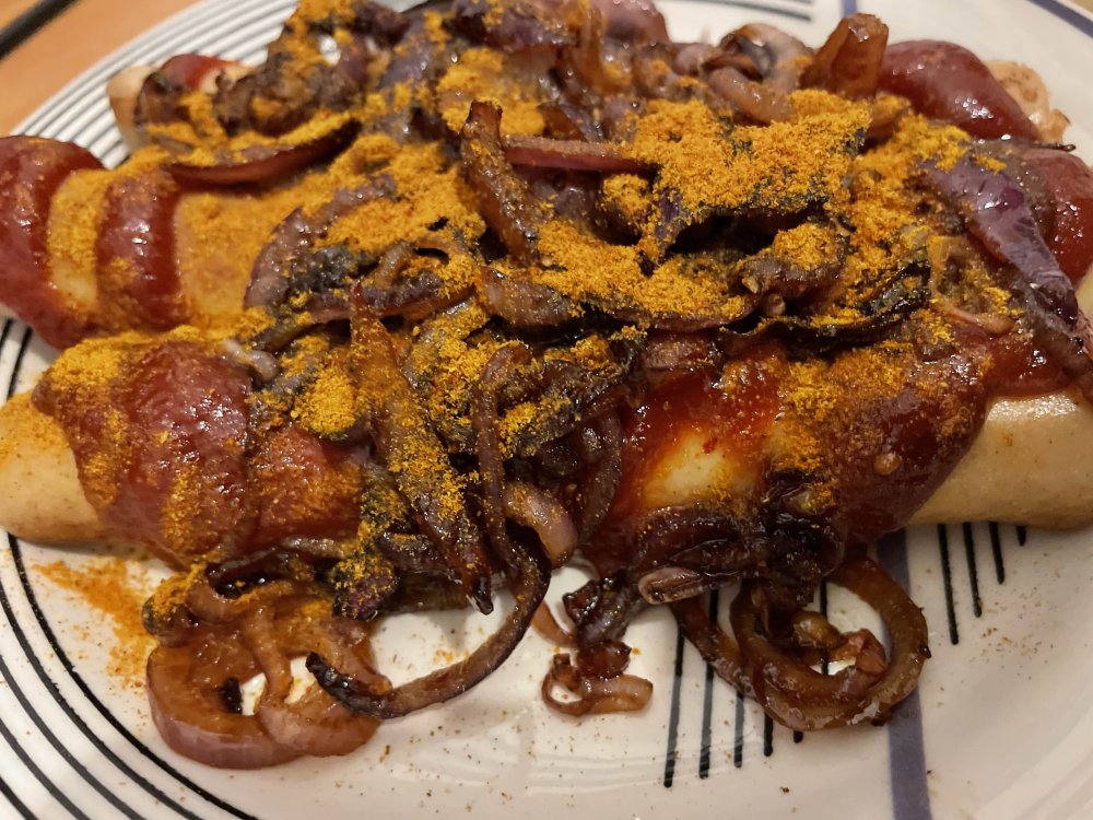 currywurst.thumb.jpg.5c47be36395c21cb0982fefd99fde6f6.jpg