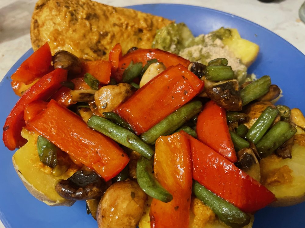dinner.thumb.jpg.53410784a243032918bee0a703b08c67.jpg