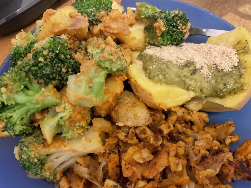 dinner.thumb.jpg.7b12e7313ca742ad22f439be80d1a946.jpg