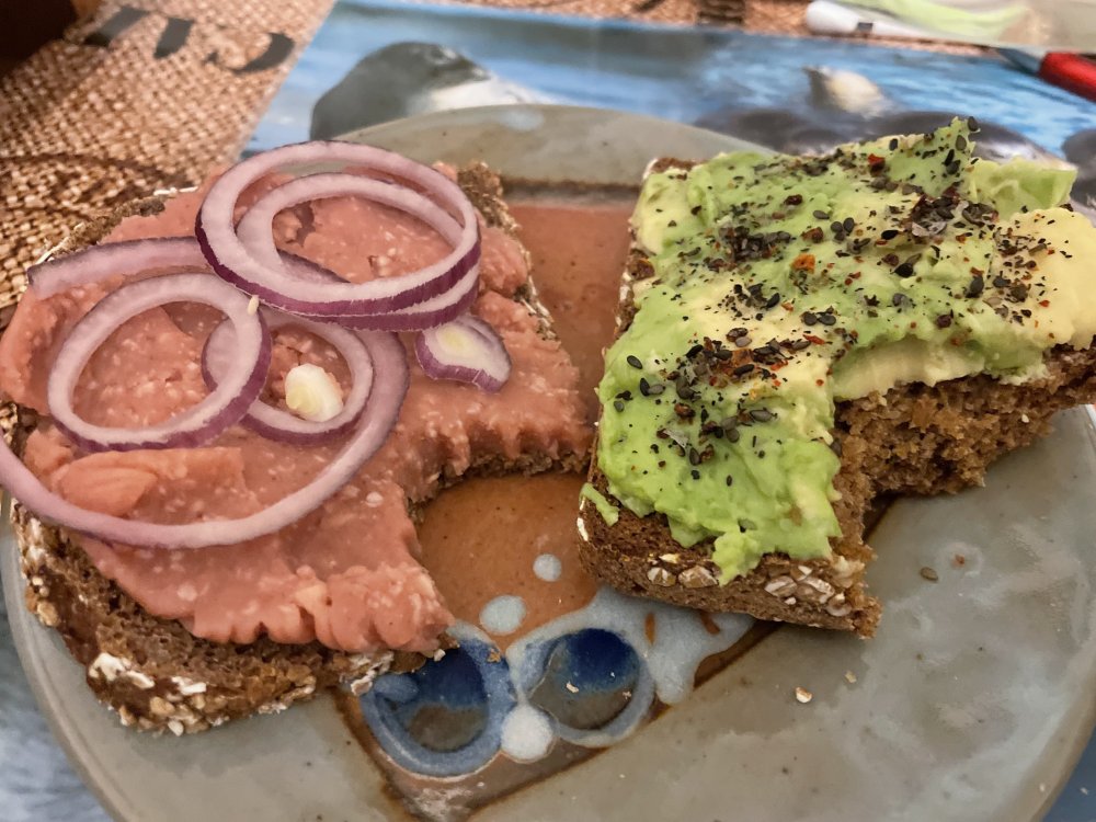 bread.thumb.jpg.b810a47493c0e9ed334e386b4d7d7952.jpg